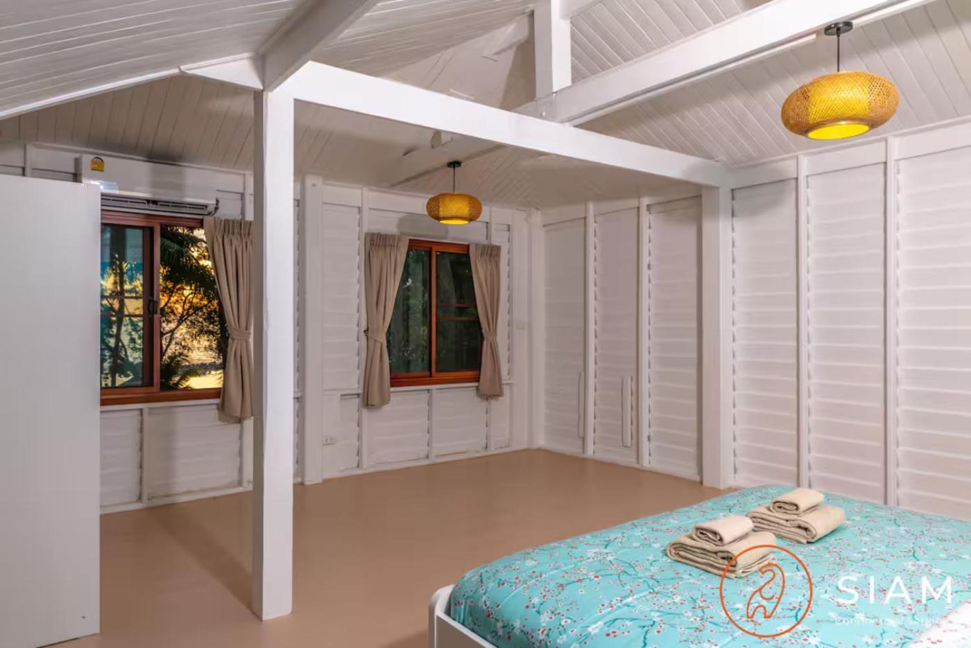The Wooden Beach House 3Br - Sunset Beach Garden Taling Ngam  Exterior photo
