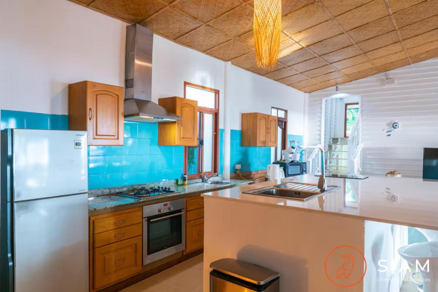 The Wooden Beach House 3Br - Sunset Beach Garden Taling Ngam  Exterior photo