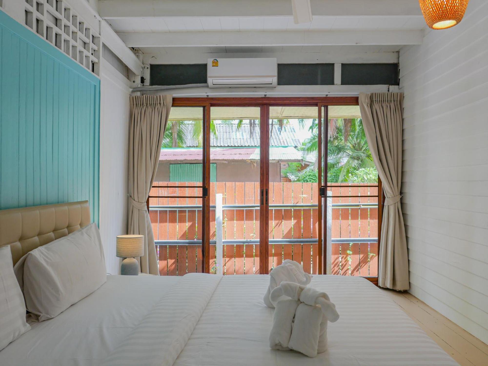 The Wooden Beach House 3Br - Sunset Beach Garden Taling Ngam  Exterior photo
