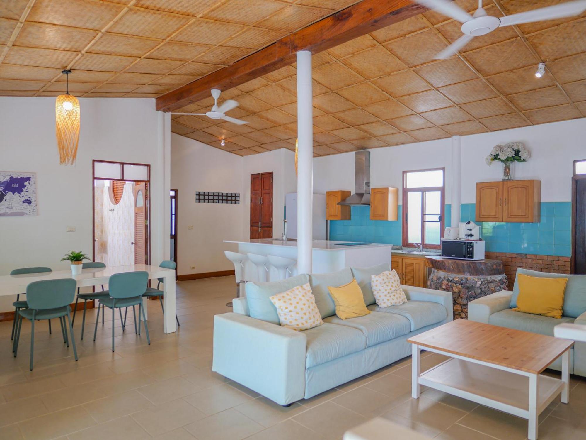 The Wooden Beach House 3Br - Sunset Beach Garden Taling Ngam  Exterior photo