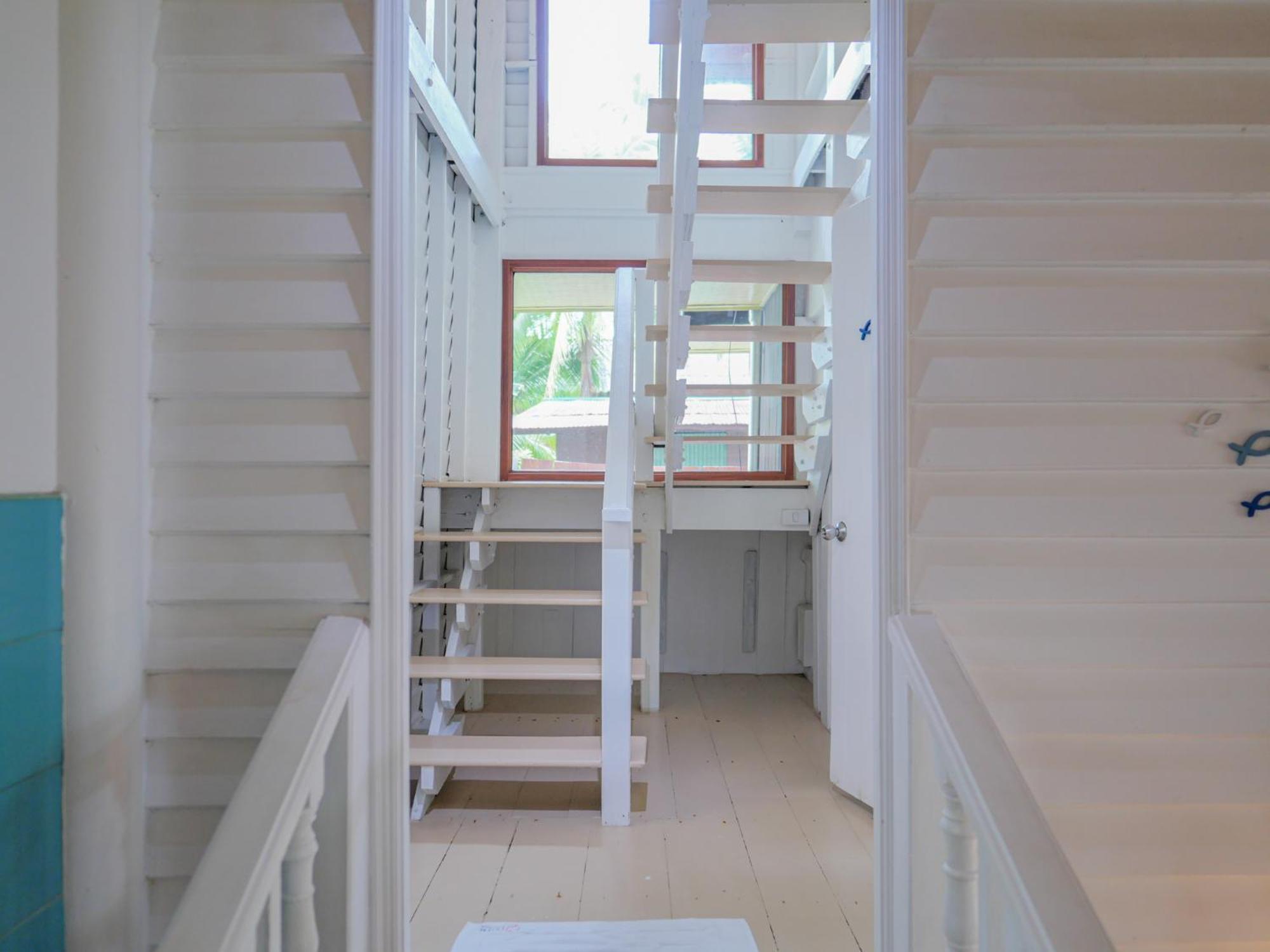 The Wooden Beach House 3Br - Sunset Beach Garden Taling Ngam  Exterior photo
